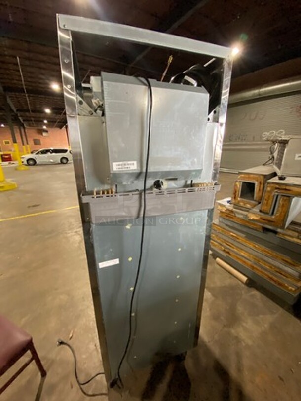 Turbo Air Commercial Single Door Reach In Refrigerator! With Poly Coated Racks! All Stainless Steel! On Casters! Model: M3R241 SN: M3R2L8Z083 115V 60HZ 1 Phase - Image 4 of 9