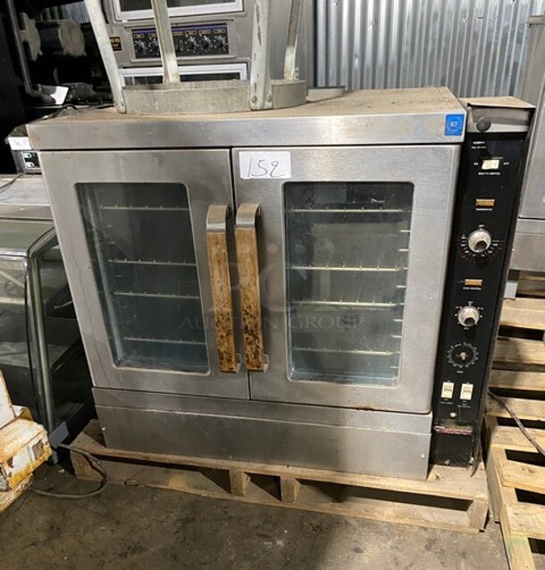 Vulcan Stainless Steel Commercial Full Size Convection Oven w/ 2 View Through Doors and Thermostatic Controls