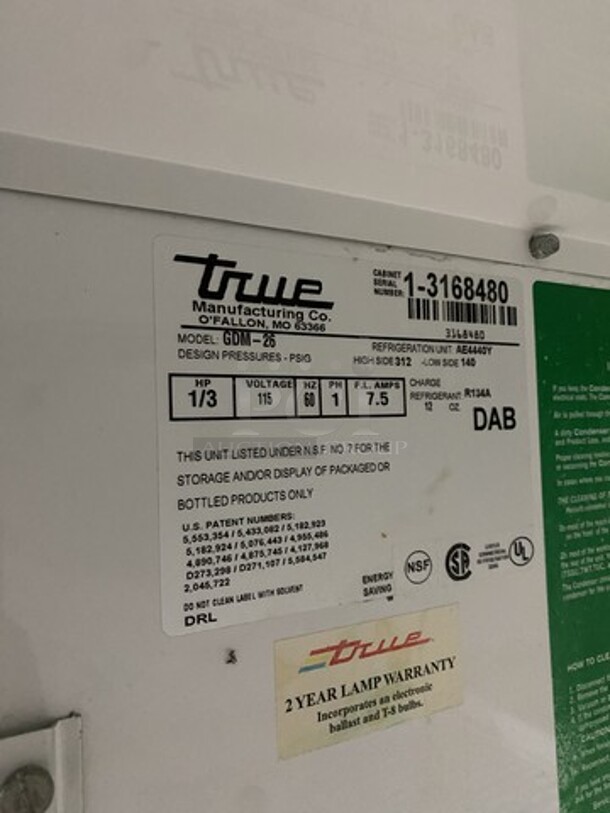 True Commercial Single Door Reach In Refrigerator Merchandiser! With View Through Door! With Poly Coated Racks! Model: GDM26 SN: 13168480 115V 60HZ 1 Phase - Image 7 of 8
