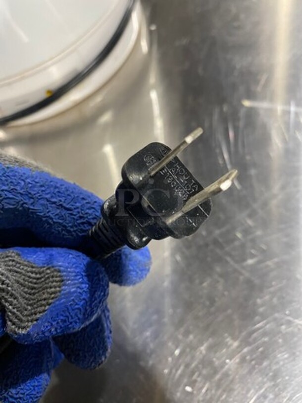 Sunpentown Electric Water Boiler! Electric Hot Pot! 3.5 L Capacity! 120V - Image 7 of 7