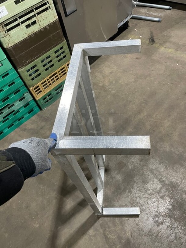 Alluminum Commercial Dunnage Rack! - Image 8 of 8