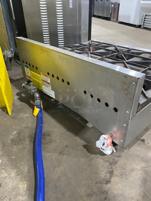 Sweet! Vulcan Commercial Countertop Natural Gas Powered 6 Burner Range! With Back Splash! All Stainless Steel! On Legs! Model: VHP6361 SN: 650087360! Working When Removed!  - Image 4 of 9