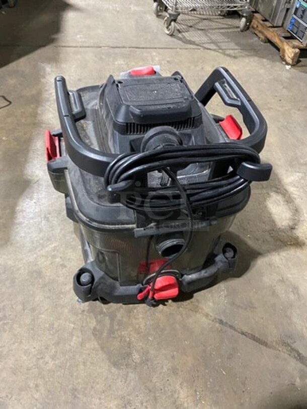 Shop Vac Wet/ Dry Vacuum Cleaner! - Image 4 of 8