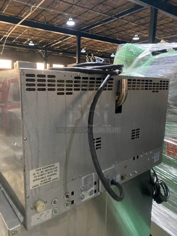 Unox Commercial Electric Powered Convection Oven! With View Through Door! All Stainless Steel! Rossella Series Model: XAF193 240V 60HZ 1 Phase - Image 4 of 8