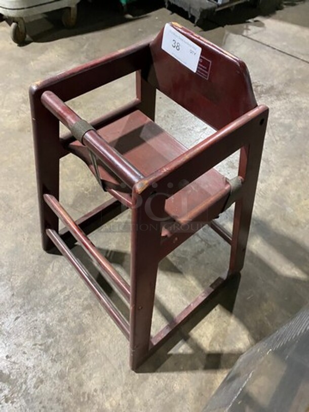 Winco Wooden Highchair! With Child Safety Straps! - Image 2 of 6
