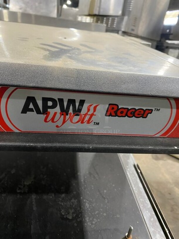 WOW! APW Wyott Commercial Countertop Heated Shelf Merchandiser! On Legs! Model: DMXD42S SN: 380821208002 120V 60HZ 1 Phase - Image 7 of 10