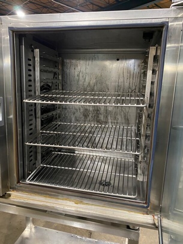 WOW! LATE MODEL 2014! Alto Shaam Commercial Combitherm Convection Oven! On Commercial Equipment Stand! All Stainless Steel! On Legs! Model: 1010ESI SN: 1399869000 208/240V 60HZ 1 Phase! Working When Removed!  - Image 5 of 10