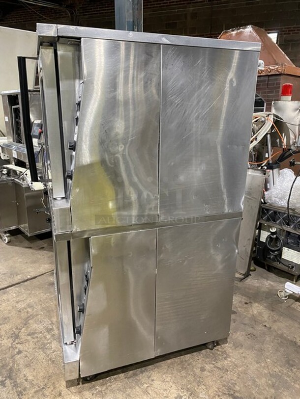 Nice! Garland Double Stacked Natural Gas Powered Convection Oven! MASTER 200 Series! With Metal Racks!  Model: MCO-GS-10S Serial 1408230000097! On Commercial Casters! 2 X Your Bid! Makes One Unit!  - Image 3 of 10