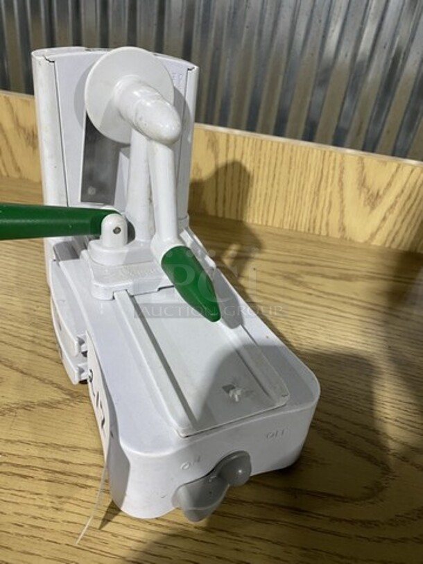 Ribbon Cut! Food Grater!  - Image 2 of 7