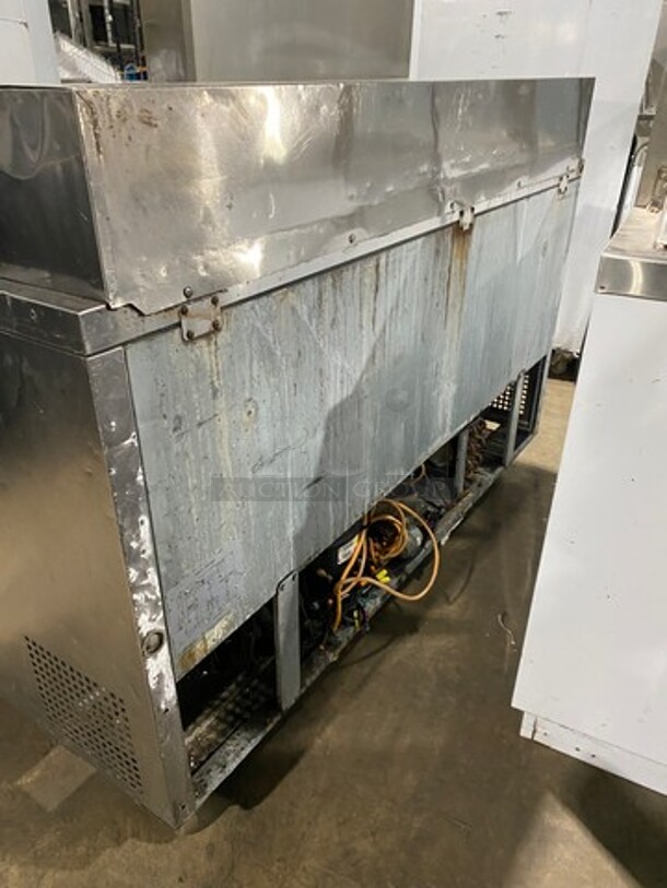 NICE! Turbo Air Commercial Refrigerated Mega Top Sandwich Prep Table! With 2 Drawer And Single Door Storage Space Underneath! All Stainless Steel! On Casters! Model: TST60SDD2 115V 60HZ 1 Phase - Image 4 of 9