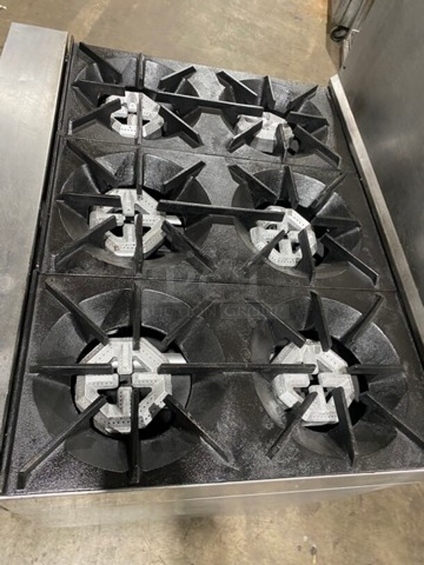 US Range Commercial Natural Gas Powered 6 Burner Stove! With Raised Back Splash! With Oven Underneath! All Stainless Steel! On Legs! - Image 5 of 10