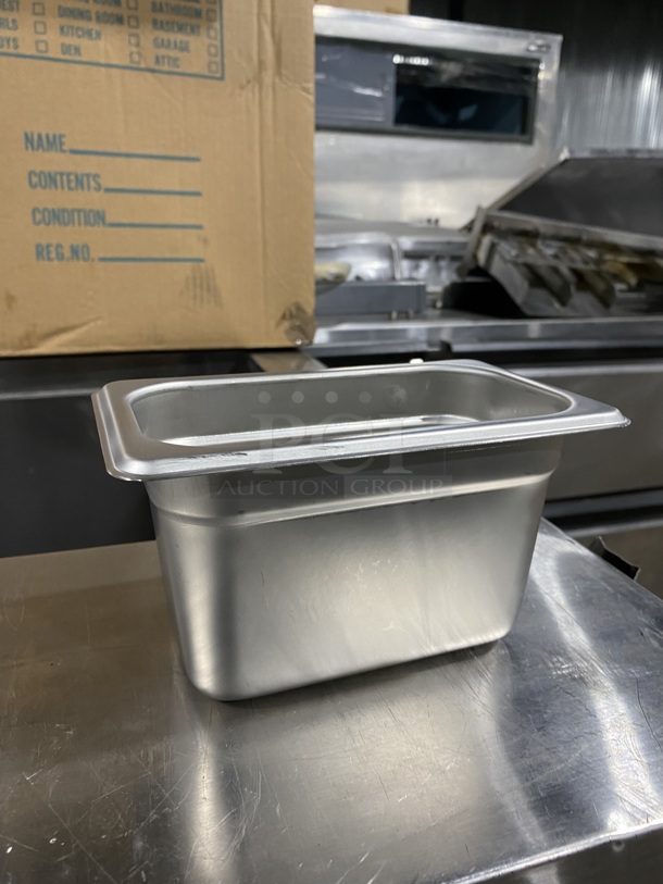  BRAND NEW! Carlisle Commercial Steam Table/ Prep Table Food Pans! All Stainless Steel! Your Bid! MODEL:608194! - Image 5 of 5