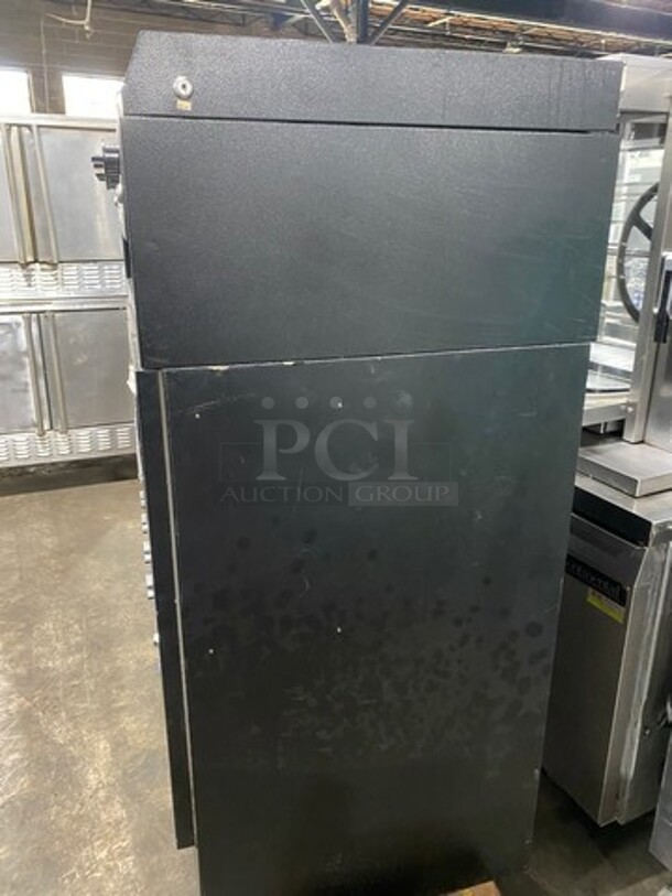 Snack Attack Commercial Snack And Drink Combo Vending Machine! Model: VM150 SN: V150A1801, Model: VM250 SN: V250A0874 - Image 2 of 9