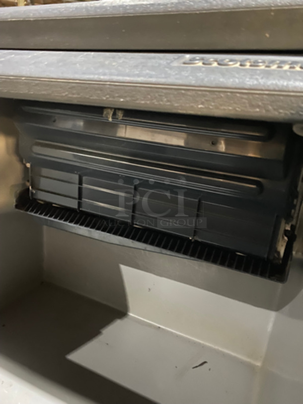 Scotsman Commercial Ice Bin! Stainless Steel Body! On Legs! NOT TESTED! Model: CU2026MA-1E SN: 18051320010560 115V 60HZ 1 Phase - Image 7 of 8
