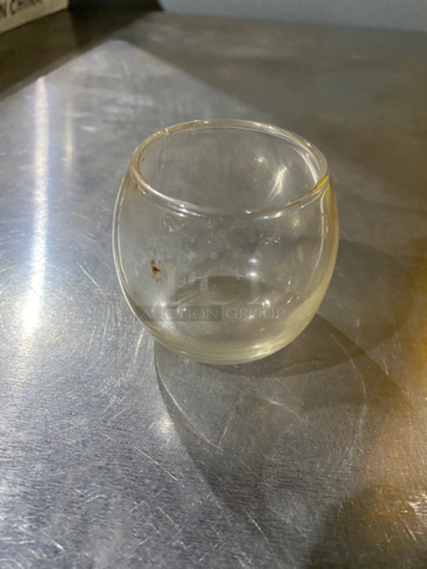 1 Crate Of Small Round Wine Glasses! Perfect For Mini Margaritas! 1 Crate Of Small Round Glass Cups! Perfect For Shots! Includes Poly Crates! 2x Your Bid! - Image 5 of 6