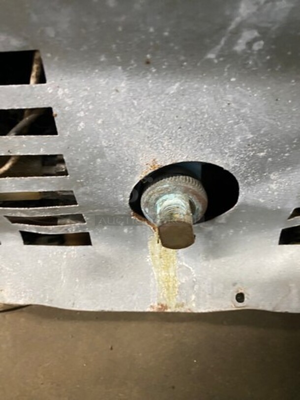 Uline Commercial Countertop Single Door Reach In Refrigerator/Freezer! All Stainless Steel! - Image 7 of 9