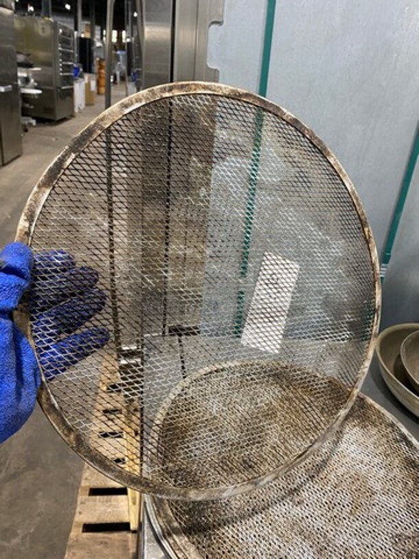 Round Pizza Mesh Screens! 5x Your Bid! - Image 3 of 4