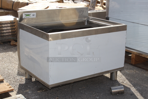 BRAND NEW SCRATCH & DENT! Regency 18" x 24" Underbar Ice Bin - 77 lb. Front left area where leg attaches has broken off. 	 - Image 6 of 7