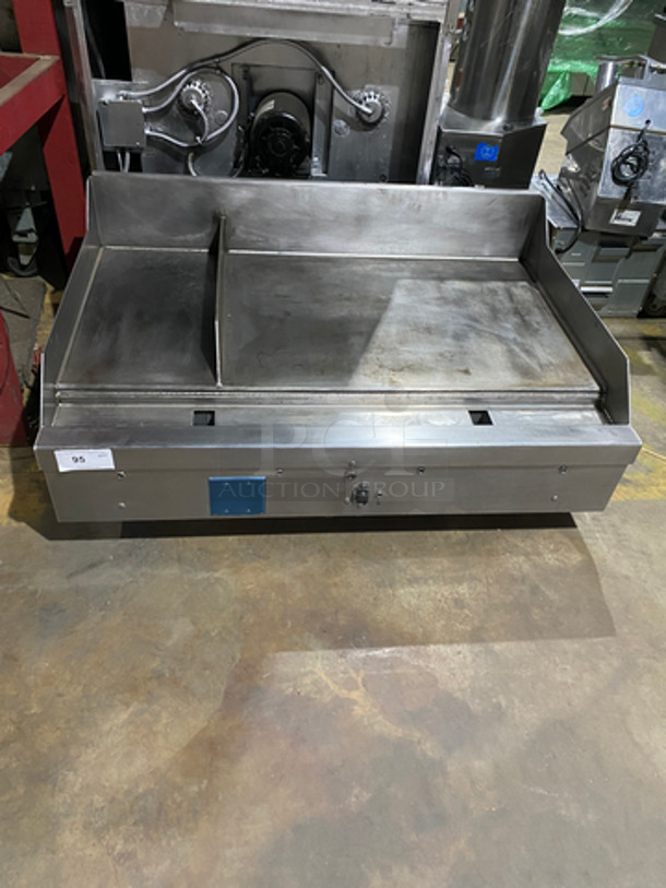 A GREAT BUY! Woodstone Commercial Countertop Natural Gas Powered Flat Griddle! With Split Top! With Back & Side Splashes! All Stainless Steel!