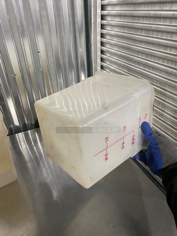 Poly Food Measuring Bins! With Lids! 5 X Your Bid! - Image 4 of 5