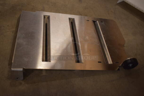 BRAND NEW SCRATCH AND DENT! Estella 348PEM9 Stainless Steel Commercial Countertop 9 lb. Pasta Extruder Machine. 120 Volts, 1 Phase.  - Image 9 of 12
