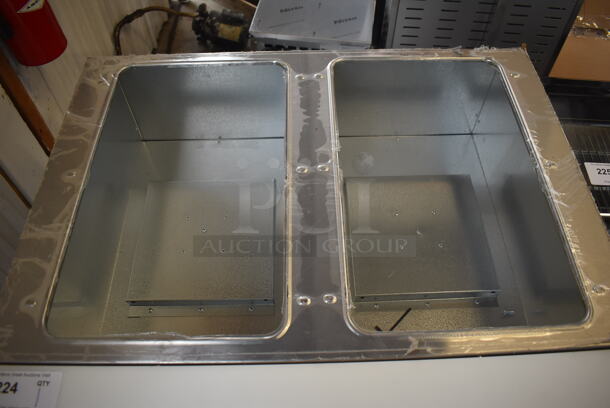 BRAND NEW SCRATCH AND DENT! 2022 Eagle SHT2-LP Stainless Steel Commercial 2 Well Gas Powered Steam Table w/ Cutting Board and Under Shelf. 33x31x34.5. Tested and Working! - Image 5 of 7
