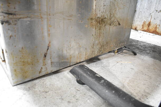 Hatco Stainless Steel Commercial 3 Drawer Warming Drawer. Tested and Working! - Image 3 of 7