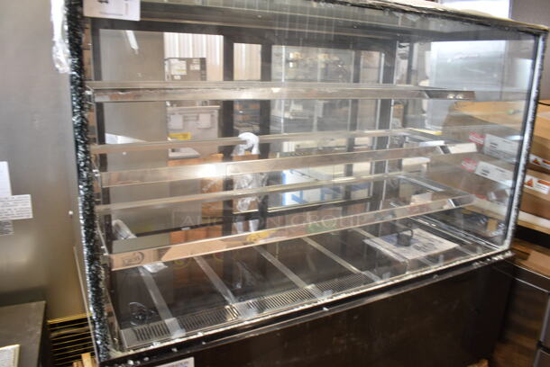 BRAND NEW SCRATCH AND DENT! Avantco 224BC60SB 60" Black Square Refrigerated Bakery Display Case with LED Lighting. See Pictures For Glass Damage. 115 Volts, 1 Phase. Tested and Powers On But Does Not Get Cold  - Image 4 of 10