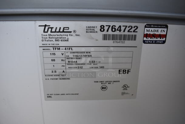 2016 True TFM-41FL Metal Commercial Chest Freezer Merchandiser on Commercial Casters. 115 Volts, 1 Phase. 41.5x26x35. Tested and Powers On But Does Not Get Cold - Image 5 of 7