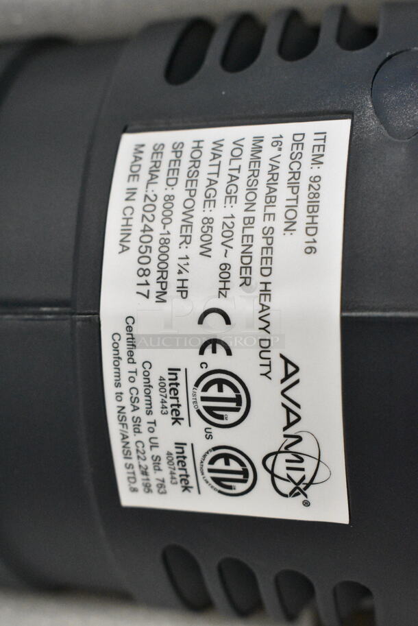 BRAND NEW SCRATCH AND DENT! 928IBHD16DX Immersion Blender. 120 Volts, 1 Phase. Tested and Working!  - Image 3 of 8