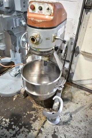 Spar SP-60PZ Metal Commercial Floor Style 60 Quart Planetary Dough Mixer w/ Metal Mixing Bowl and Dough Hook Attachment. 208 Volts.