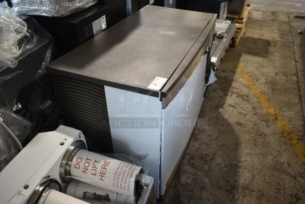 BRAND NEW SCRATCH AND DENT! 2023 Manitowoc IDT1500A Indigo NXT 48" Stainless Steel Commercial Cube Ice Machine Head. 208-230 Volts, 1 Phase, 1668 lb. - Image 4 of 11