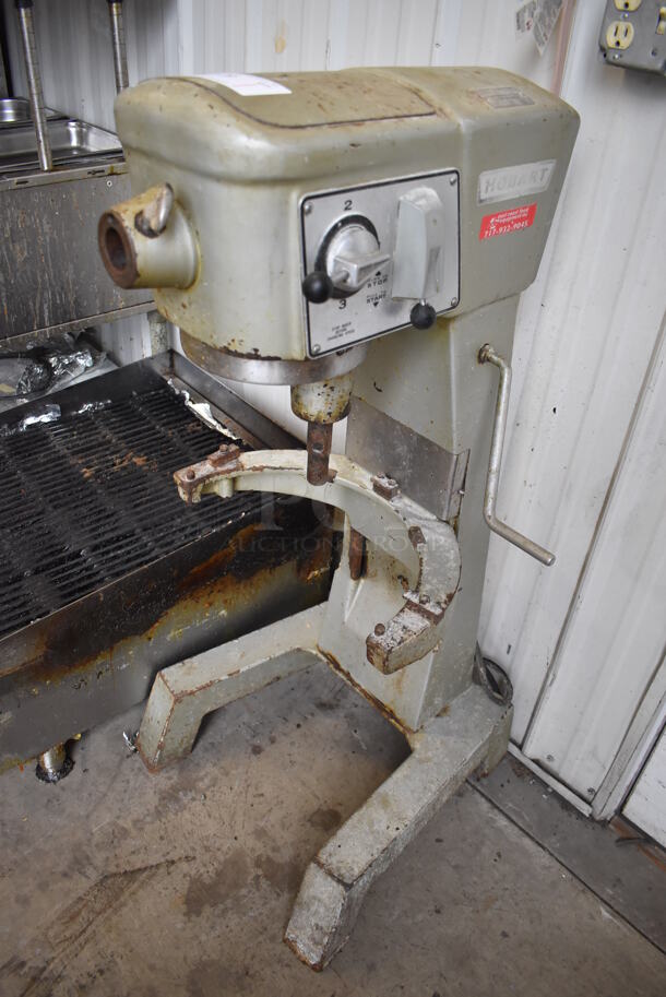 Hobart D300 Metal Commercial Floor Style 30 Quart Planetary Dough Mixer. 115 Volts, 1 Phase. 20x22x45. Tested and Working! - Image 1 of 7