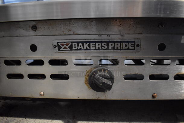 Bakers Pride XMG-36 Stainless Steel Commercial Countertop Natural Gas Powered Flat Top Griddle. 36x31x18 - Image 5 of 7