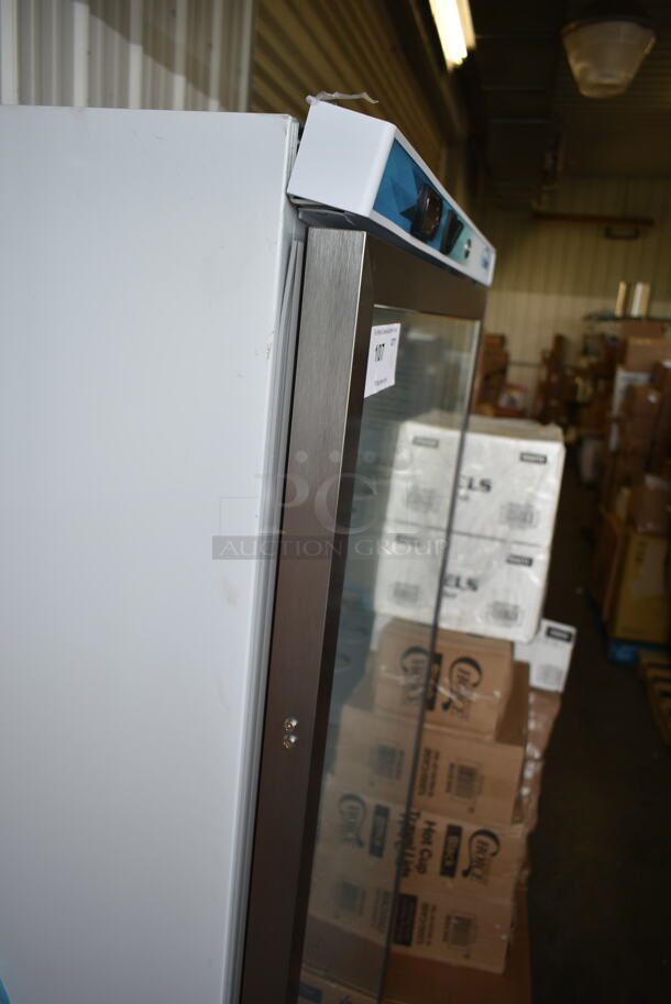 BRAND NEW SCRATCH AND DENT! KoolMore KM-FMD20WGD Metal Commercial Single Door Reach In Freezer w/ Poly Coated Racks. 115 Volts, 1 Phase. Tested and Does Not Power On - Image 5 of 6