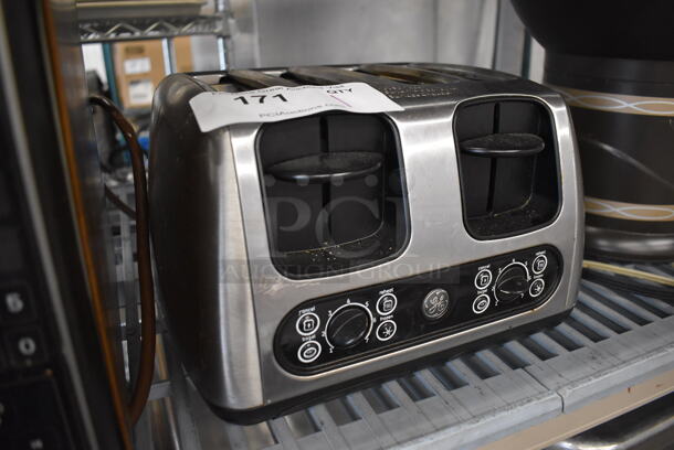 General Electric Metal Countertop 4 Slot Toaster. 120 Volts, 1 Phase. 11x10x7 - Image 4 of 6