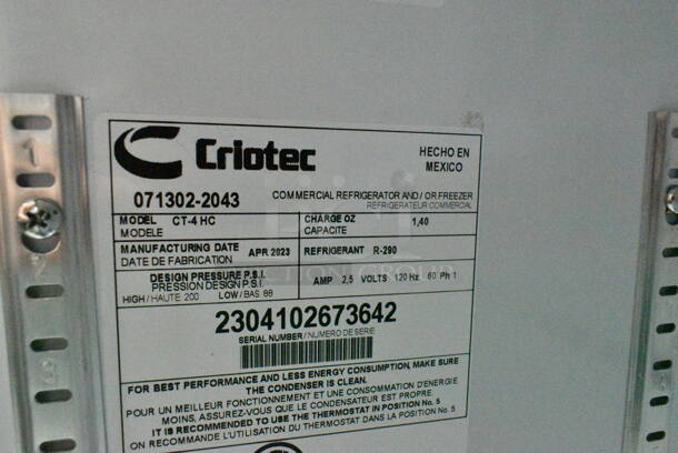 BRAND NEW SCRATCH AND DENT! 2023 Criotec CT-4 HC Single Door Reach In Cooler Merchandiser w/ Poly Coated Racks. 115 Volts, 1 Phase. Tested and Working! - Image 5 of 5