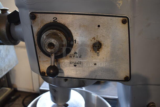Hobart D 300 Metal Commercial Countertop 30 Quart Planetary Dough Mixer w/ Stainless Steel Mixing Bowl and Pelican Head. 115 Volts, 1 Phase. 21x38x47. Tested and Working! - Image 3 of 8