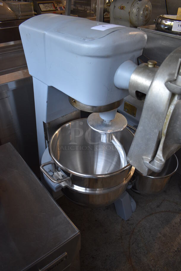 Hobart D 300 Metal Commercial Countertop 30 Quart Planetary Dough Mixer w/ Stainless Steel Mixing Bowl and Pelican Head. 115 Volts, 1 Phase. 21x38x47. Tested and Working! - Image 6 of 8