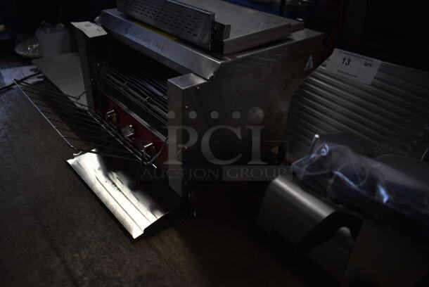 BRAND NEW SCRATCH AND DENT! Avantco  Stainless Steel Commercial Countertop 14.5" Belt Conveyor Toaster Oven. 208 Volts, 1 Phase.  - Image 5 of 8