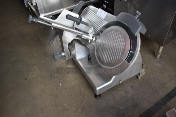 BRAND NEW SCRATCH AND DENT! 2023 Hobart Centerline EDGE14-11 Stainless Steel Commercial Countertop Meat Slicer w/ Blade Sharpener. Backside Knob is Broken. 115 Volts, 1 Phase. Tested and Working! - Image 3 of 5