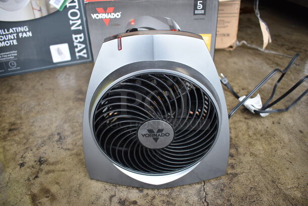 BRAND NEW SCRATCH AND DENT! Vornado VH200 Metal Fan. 120 Volts, 1 Phase. 11x9x11