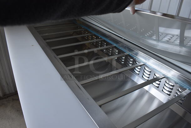 BRAND NEW SCRATCH AND DENT! Avantco Model 178APT71MHC Stainless Steel Commercial Sandwich Salad Prep Table Bain Marie Mega Top on Commercial Casters. 115 Volts, 1 Phase. 70x35x46.5. Tested and Working! - Image 5 of 11