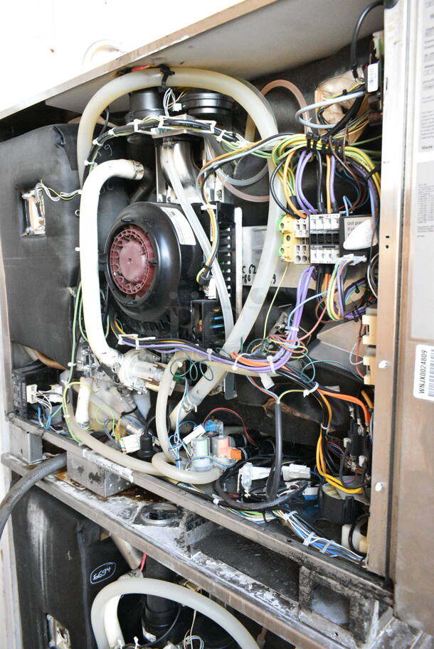 2 2019 Rational Stainless Steel Commercial Combitherm Self Cooking Center Convection Ovens on Commercial Casters. Top Model: SCC WE 62. Bottom Model: SCC WE 102. 480 Volts, 3 Phase. 2 Times Your Bid! - Image 4 of 11