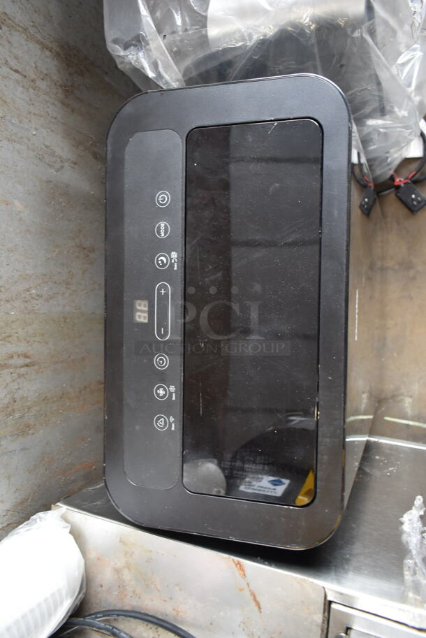 BRAND NEW SCRATCH AND DENT! Danby DPA140B8BDB 14,000 BTU Portable Air Conditioner Ionizer, Wireless Connect. 115 Volts, 1 Phase. Tested and Working! - Image 5 of 8