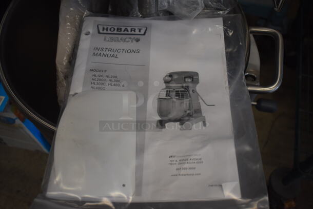 BRAND NEW SCRATCH AND DENT! Hobart Legacy HL300 Metal Commercial Floor Style 30 Quart Planetary Dough Mixer w/ Stainless Steel Mixing Bowl, Bowl Guard, Whisk, Paddle and Dough Hook Attachments. Consignor Has Stated That This Unit Has Transmission Issues. 100-120 Volts, 1 Phase. 23x30x50 - Image 10 of 11