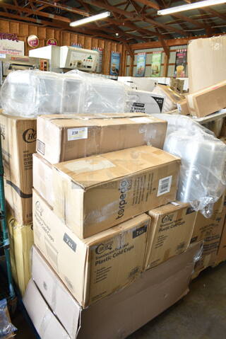 PALLET LOT of 15 BRAND NEW Boxes Including 127SB32COMBO Choice 32 oz. Clear Plastic Salad Bowl with Lid - 150/Case, 760SOUP8WPA Choice 8 oz. White Double Poly-Coated Paper Food Cup with Vented Paper Lid - 250/Case, 808KK6 Tablecraft KK6 KenKut 24" Film and Foil Dispenser / Cutter, KEG425 Torpedo Keg, 2 Box 500TW7 Choice 7 oz. Translucent Thin Wall Plastic Cold Cup - 2500/Case, 129MCR16B Choice 16 oz. Black 6 1/4" Round Microwavable Heavy Weight Container with Lid - 150/Case. 15 Times Your Bid!