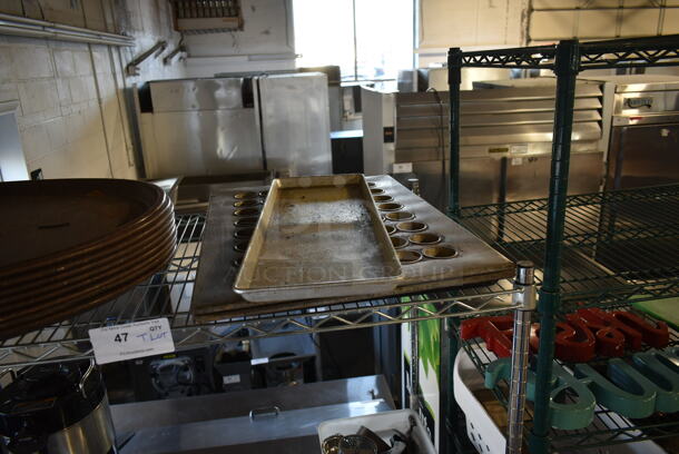 ALL ONE MONEY! Tier Lot of Various Items Including Serving Trays and Metal Pans - Image 3 of 3