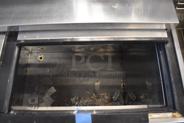 Perlick FR48SS Stainless Steel Commercial Bottled Back Bar Cooler w/ 2 Sliding Lids. 115 Volts, 1 Phase. 48x24.5x38. Cannot Test - Unit Needs New Plug Head - Image 7 of 7