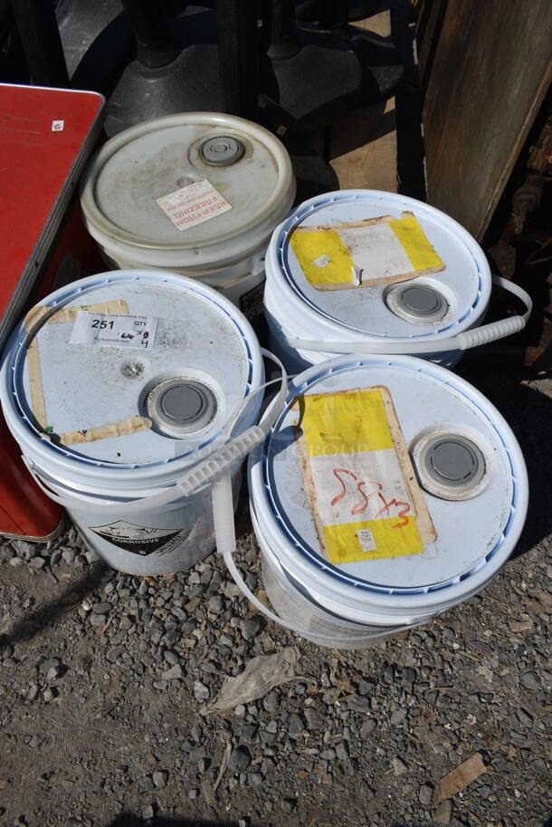 4 Coastwide Wax and Floor Stripper Buckets. 4 Times Your Bid! - Image 2 of 3